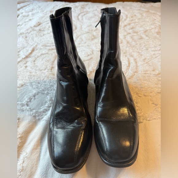Florsheim Other - Florsheim Black Leather Beatle Men's Boots Size 8.5